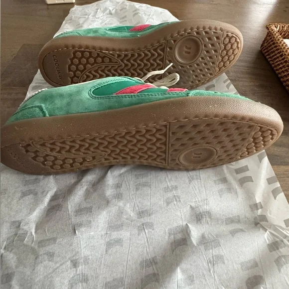 Coolway Vibrant Green and Coral Sneakers Size 41/10 NWT - Picture 8 of 12